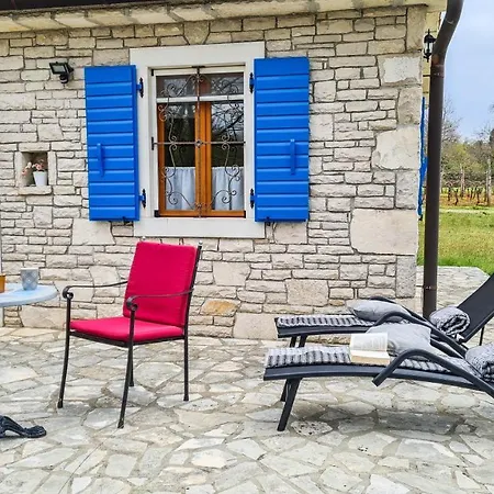 Villa House Avena *